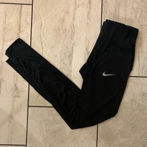 nike leggings with pouch in back!